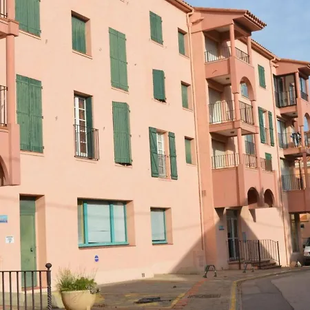 Appartement 2 Pieces Avec Clim Et Parking, Pres De La Mer - Fr-1-225C-123 *