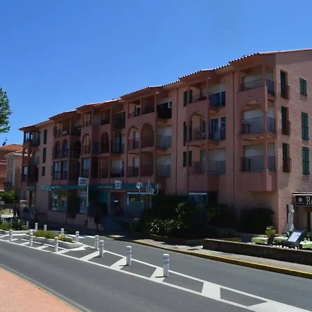 Appartement 2 Pieces Avec Clim Et Parking, Pres De La Mer - Fr-1-225C-123